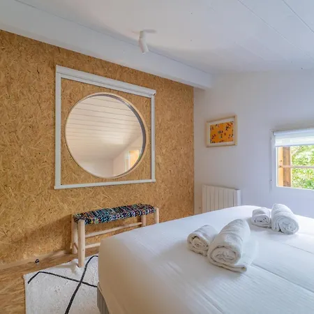 Wood House - Maison Bois Atypique A Holiday home Andernos-les-Bains