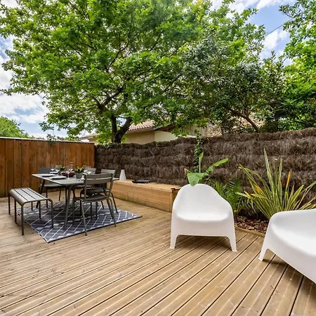Wood House - Maison Bois Atypique A Holiday home Andernos-les-Bains