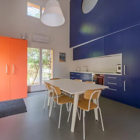 Wood House - Maison Bois Atypique A Holiday home Andernos-les-Bains